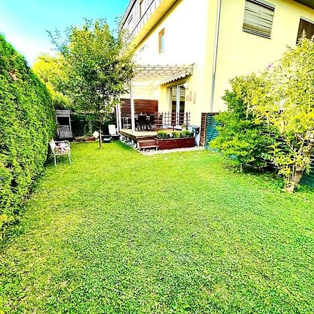 Schoene Wohnung Mit Eigenen Eingang Und Terrasse Gosseling Buitenkant foto