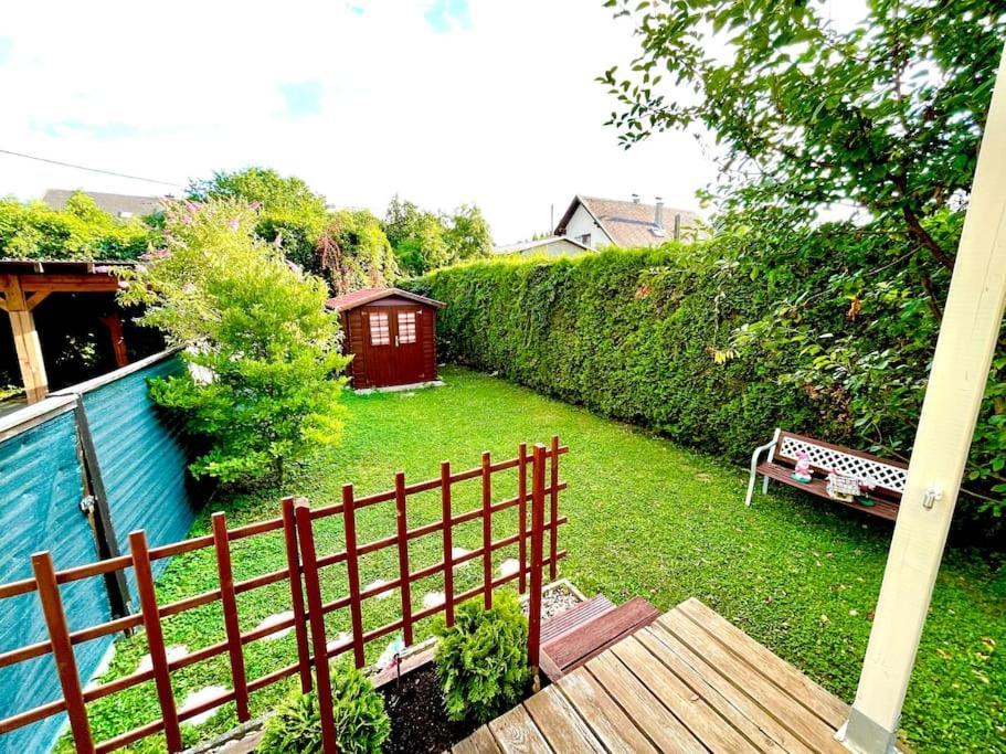 Schoene Wohnung Mit Eigenen Eingang Und Terrasse Gosseling Buitenkant foto