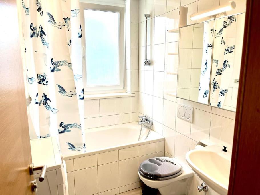 Schoene Wohnung Mit Eigenen Eingang Und Terrasse Gosseling Buitenkant foto